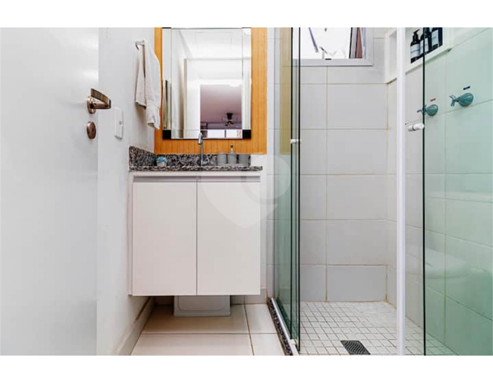 Apartamento a venda 2 dormitórios mobiliado no Bairro do Brás 