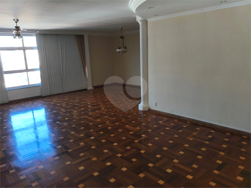 Apartamento amplo de 190 m² à venda na Lapa