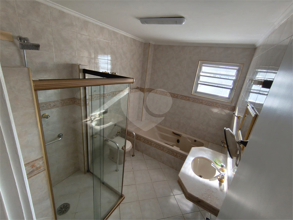 Apartamento amplo de 190 m² à venda na Lapa