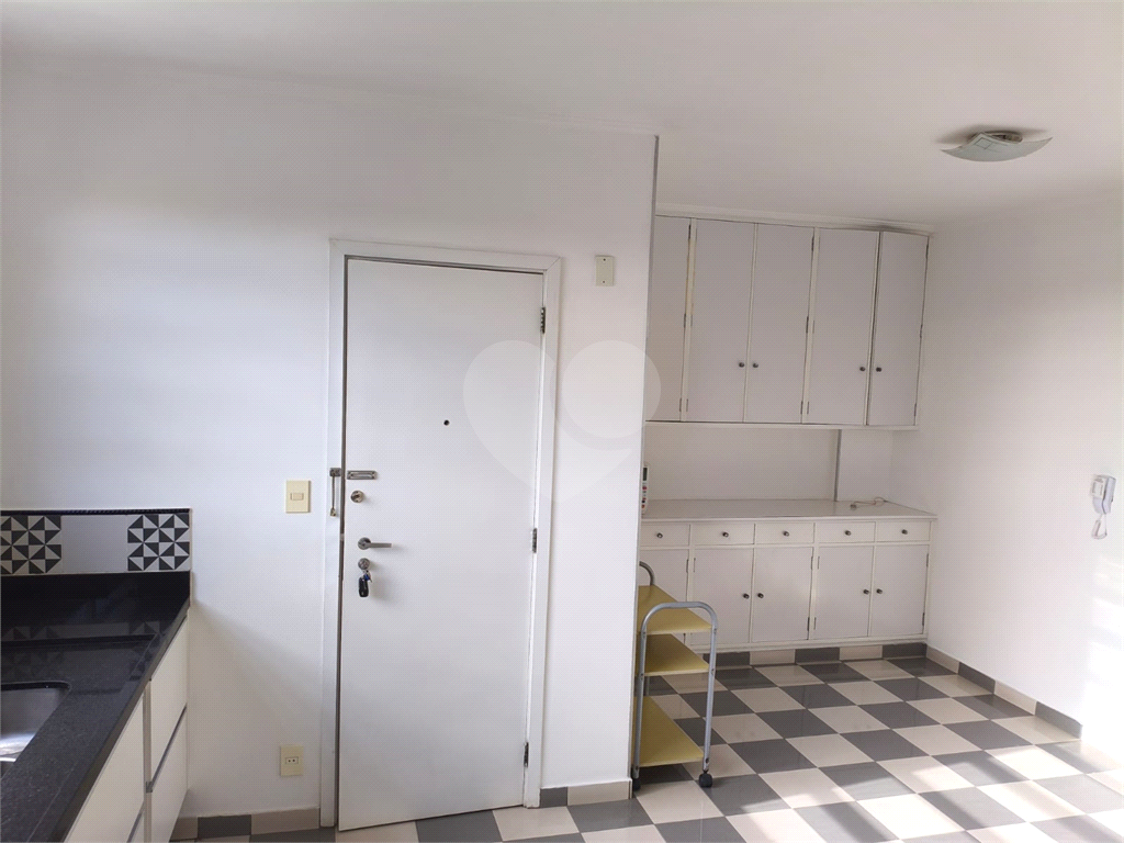 Apartamento amplo de 190 m² à venda na Lapa