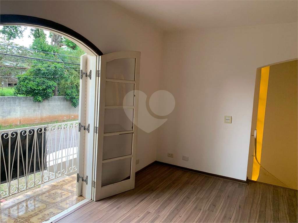 Casa, 5 quartos, 224 m² - Foto 1