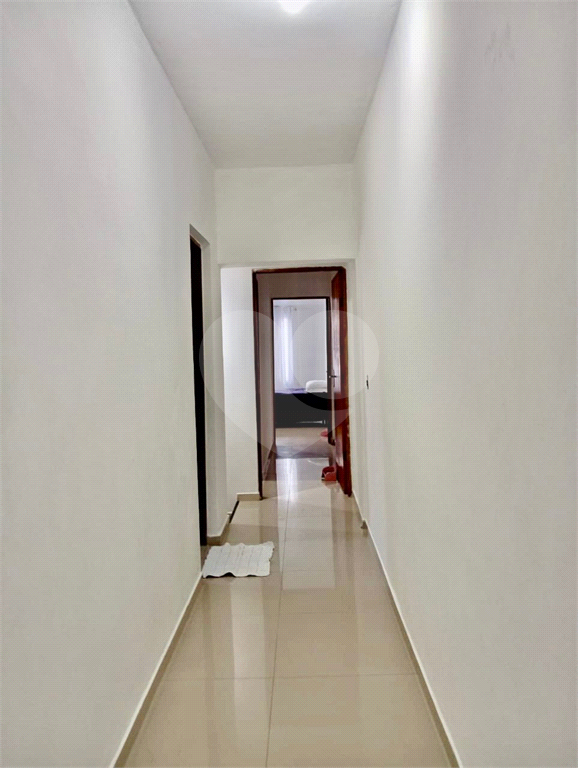 : Casa Ampla com 4 Dormitórios e 4 Vagas – Excelente Localização em Ribeirão Pires
