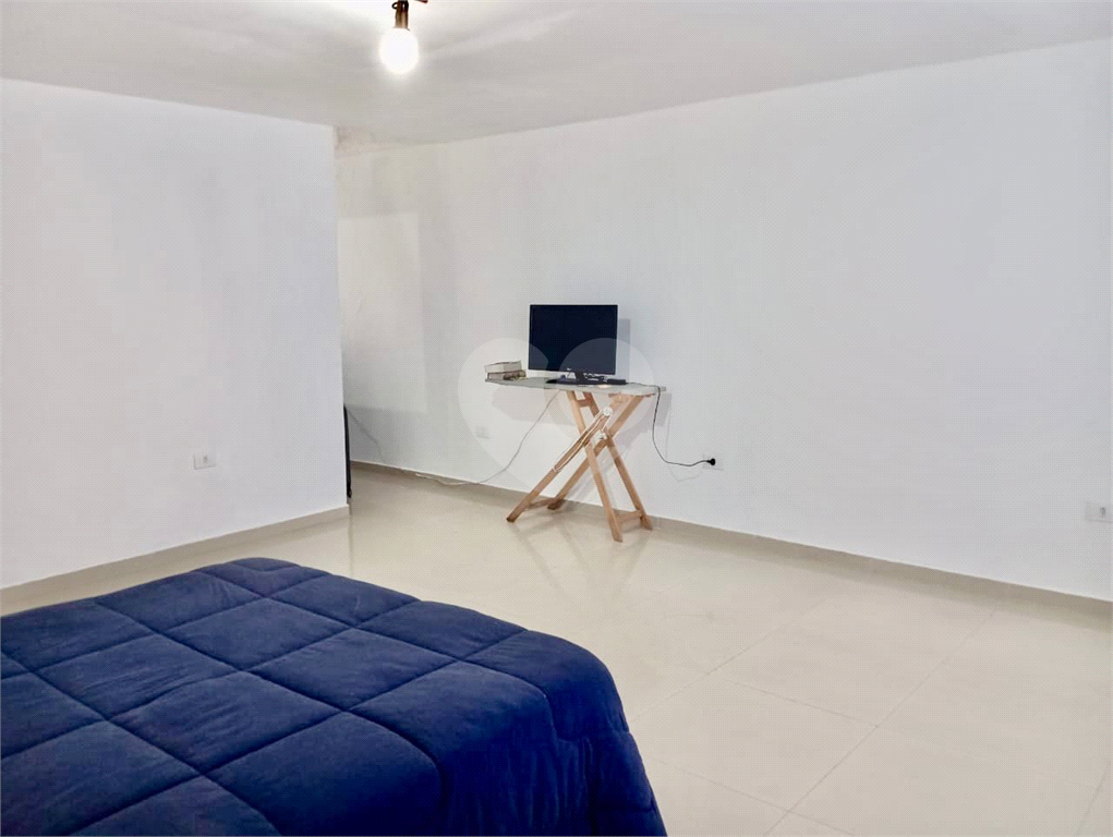 : Casa Ampla com 4 Dormitórios e 4 Vagas – Excelente Localização em Ribeirão Pires
