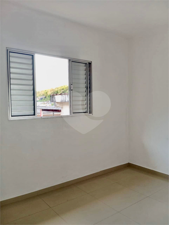 : Casa Ampla com 4 Dormitórios e 4 Vagas – Excelente Localização em Ribeirão Pires
