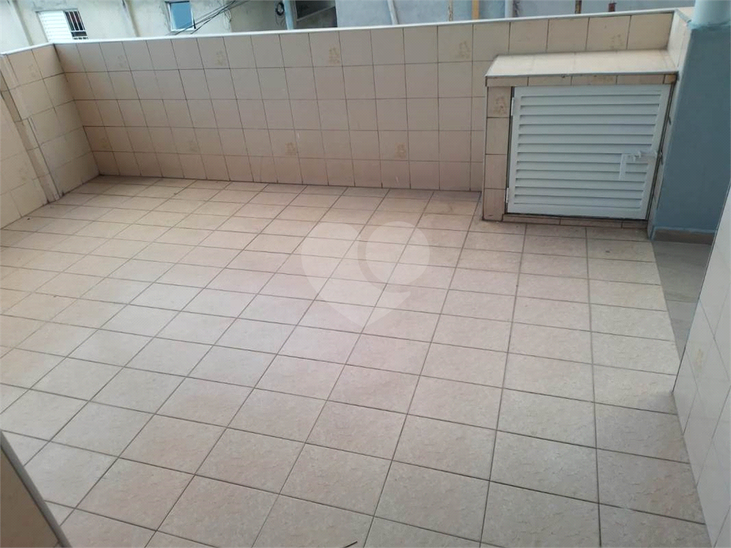 Tremembé 3 casas no mesmo terreno ja com rendimento total de 5 quartos 3 cozinhas 3 banheiros e  tem 2 vagas  