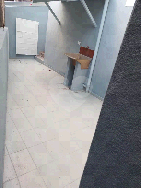 Tremembé 3 casas no mesmo terreno ja com rendimento total de 5 quartos 3 cozinhas 3 banheiros e  tem 2 vagas  