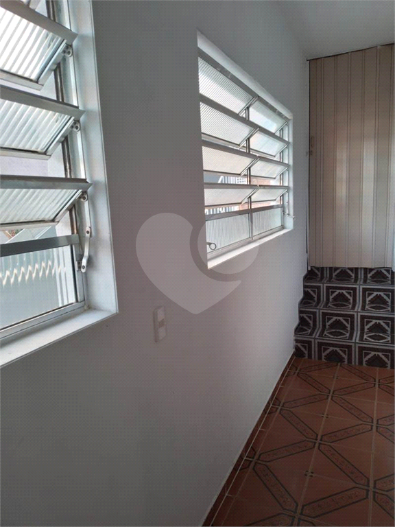 Tremembé 3 casas no mesmo terreno ja com rendimento total de 5 quartos 3 cozinhas 3 banheiros e  tem 2 vagas  