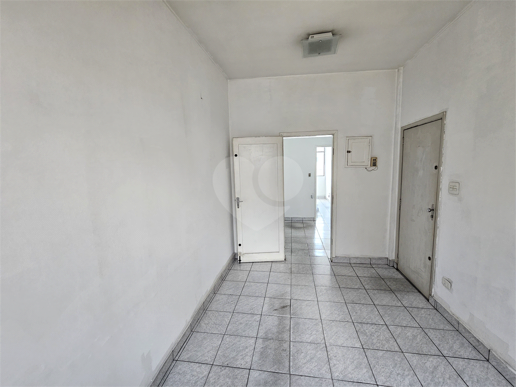 Excelente oportunidade comercial a 200m do Shopping Tucuruvi! Conjunto com duas salas amplas, de 16 m² e 27 m²,