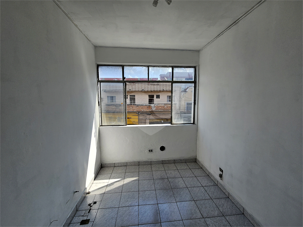 Excelente oportunidade comercial a 200m do Shopping Tucuruvi! Conjunto com duas salas amplas, de 16 m² e 27 m²,