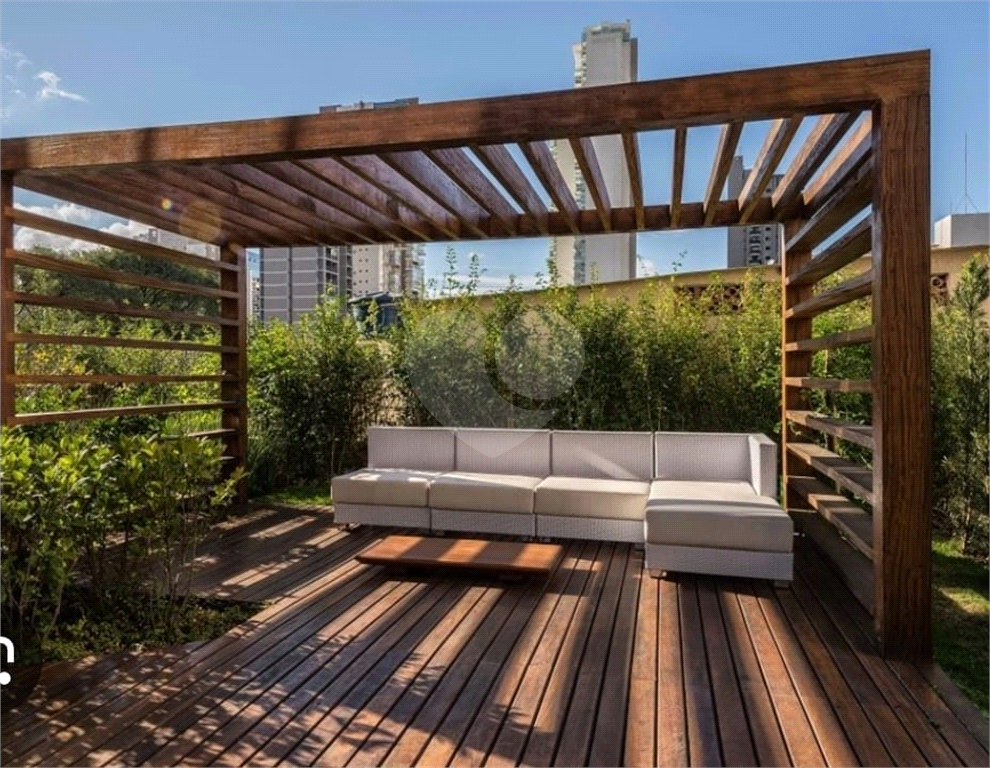 APARTAMENTO em VILA OLÍMPIA