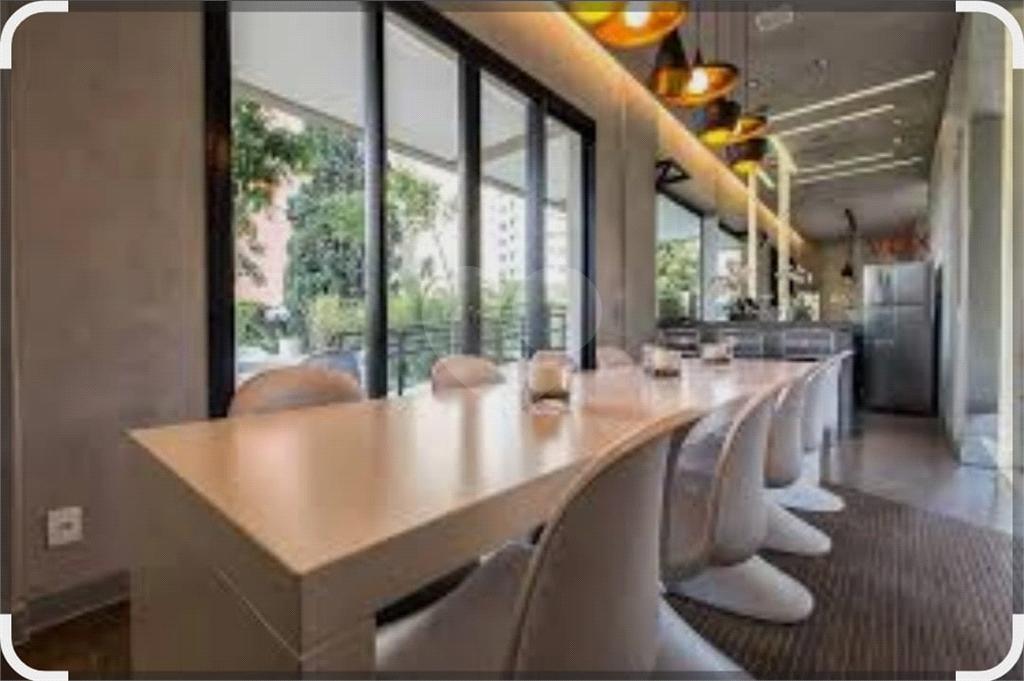 APARTAMENTO em VILA OLÍMPIA