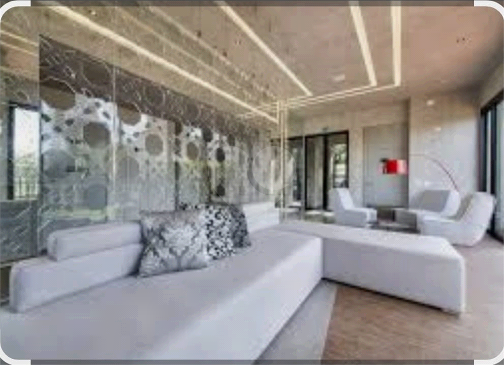 APARTAMENTO em VILA OLÍMPIA