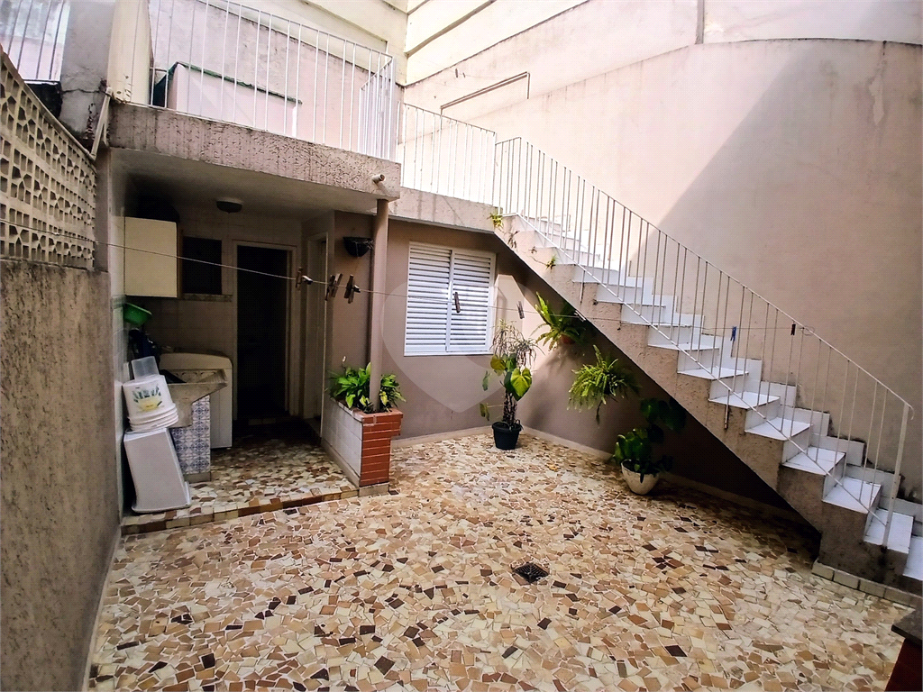 Sobrado para uso comercial ou residencial