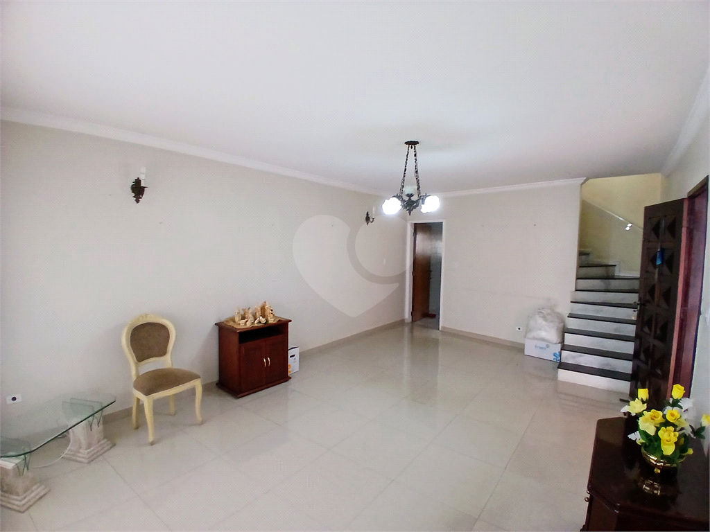 Sobrado para uso comercial ou residencial