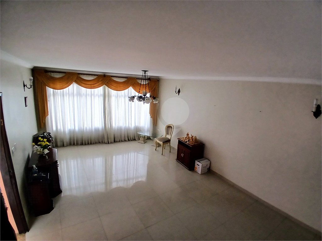 Sobrado para uso comercial ou residencial