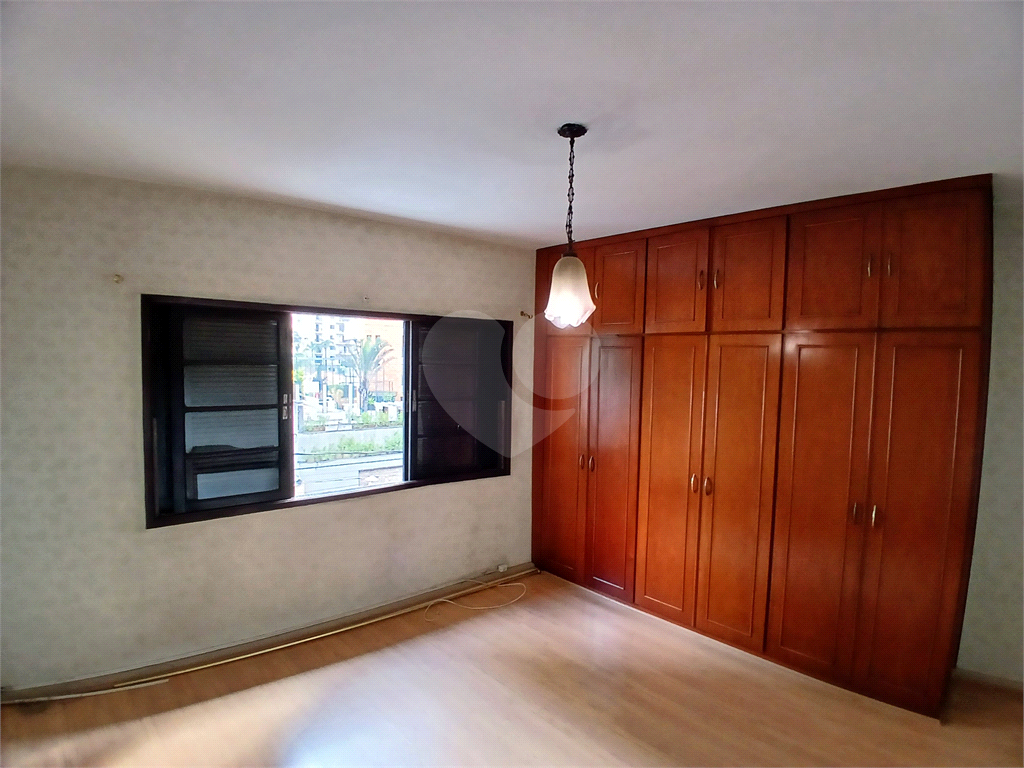 Sobrado para uso comercial ou residencial