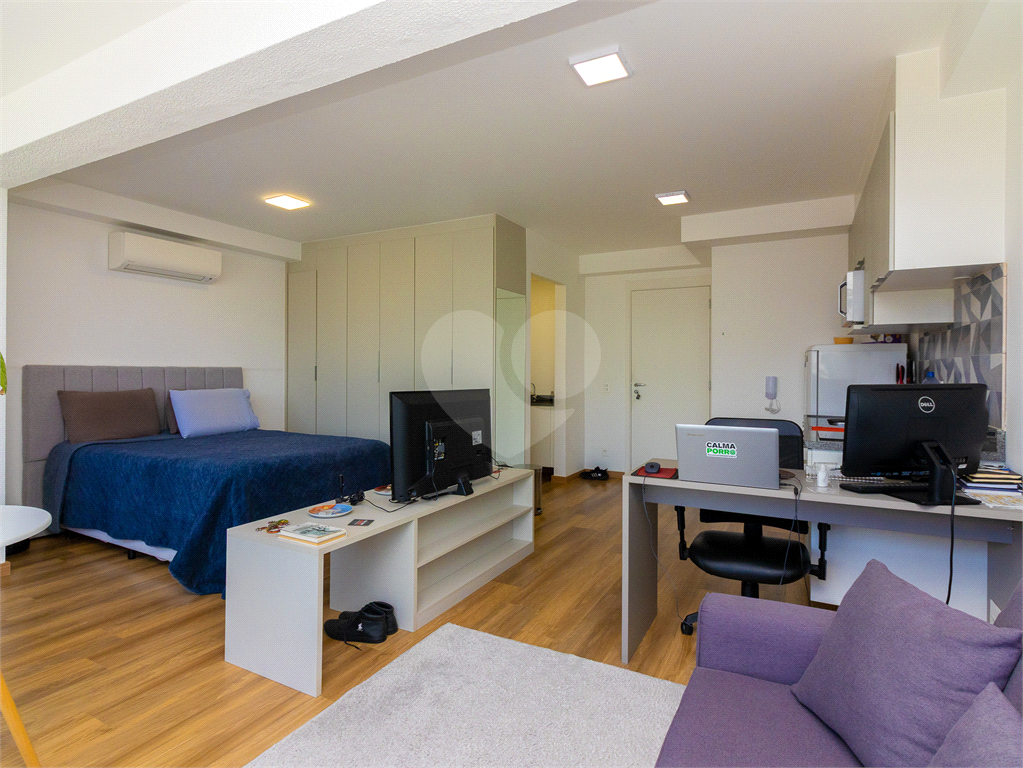 Apartamento Studio - São Judas - 1 Quarto / Dormitório - 1 Vaga - Venda / Compra - Próximo ao Metrô