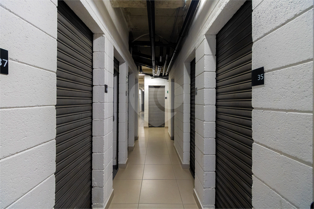 Apartamento Studio - São Judas - 1 Quarto / Dormitório - 1 Vaga - Venda / Compra - Próximo ao Metrô