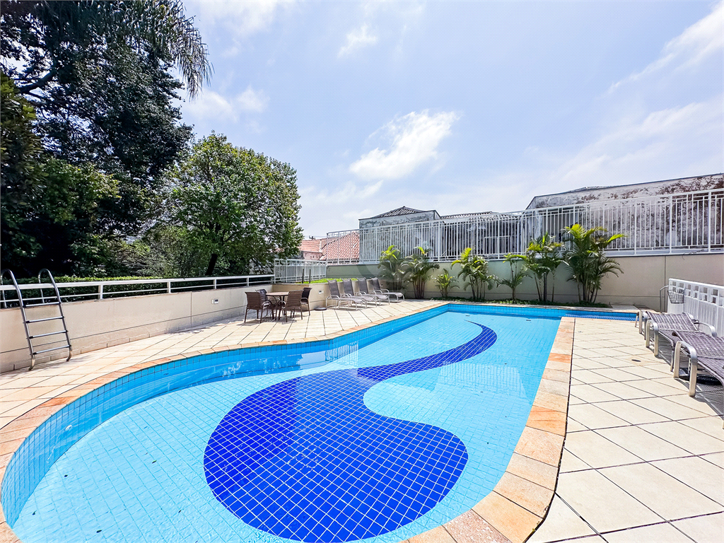 Apartamento - Saúde - 2 Dormitórios / Quarto - 2 Vagas - Venda / Compra