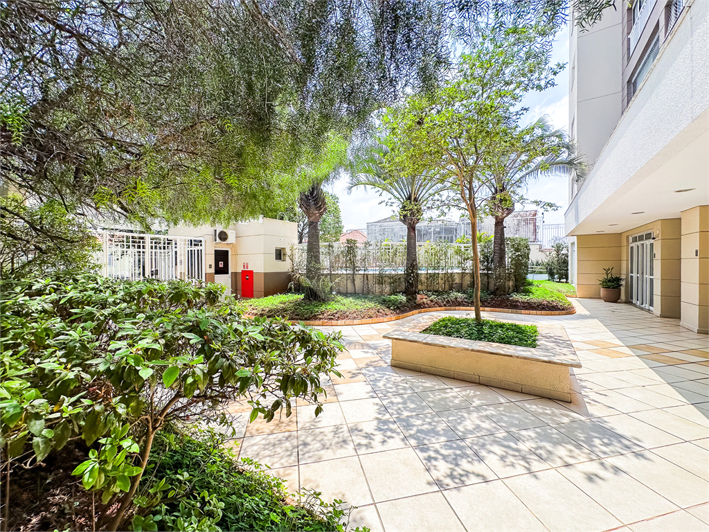 Apartamento - Saúde - 2 Dormitórios / Quarto - 2 Vagas - Venda / Compra