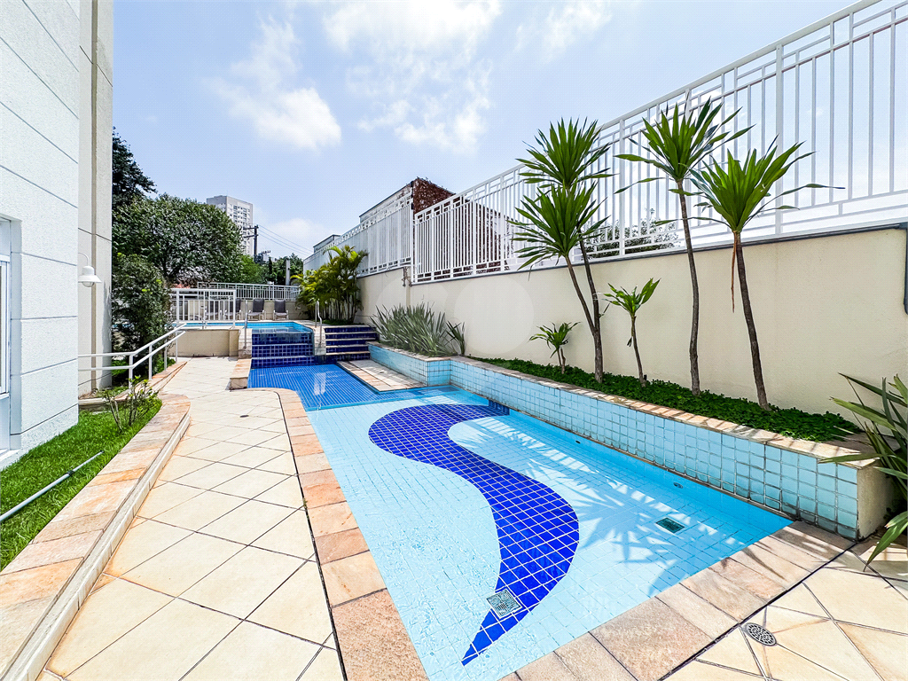 Apartamento - Saúde - 2 Dormitórios / Quarto - 2 Vagas - Venda / Compra