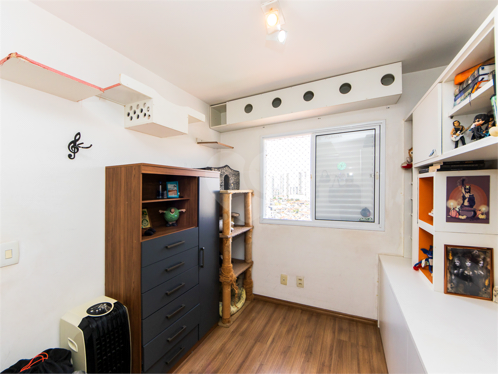 Apartamento - Saúde - 2 Dormitórios / Quarto - 2 Vagas - Venda / Compra