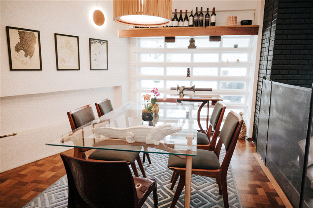 Casa à venda no Alto da Lapa | 215 m² | 3 dormitórios | 1 suíte