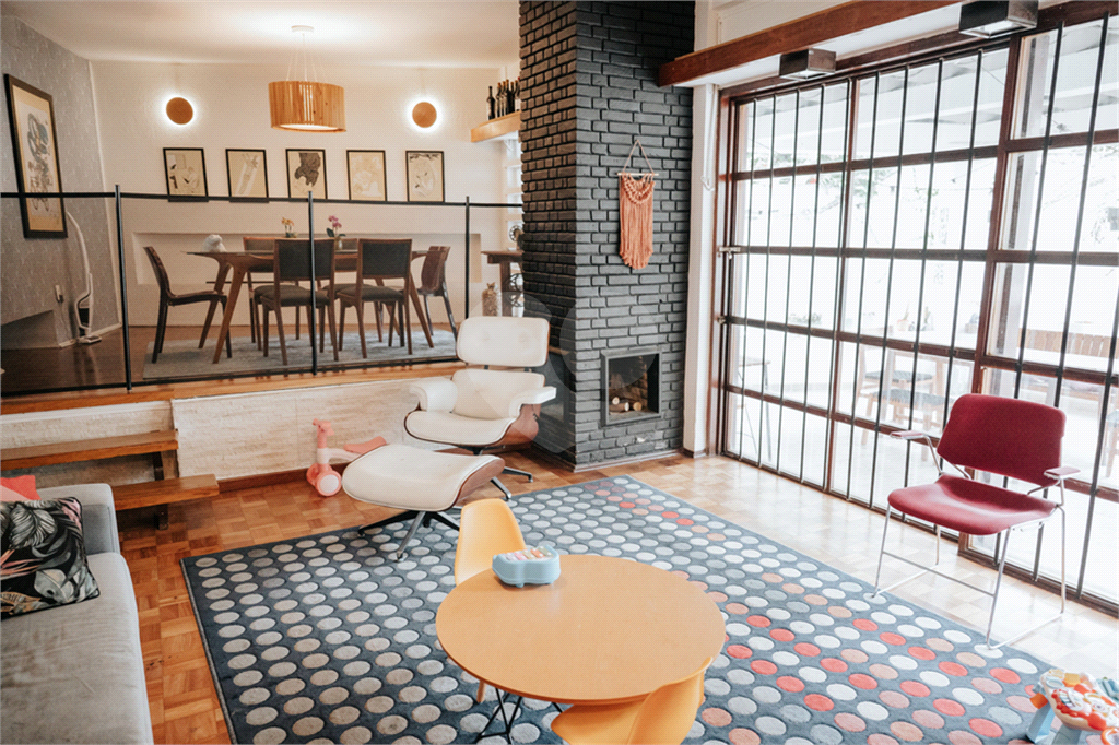 Casa à venda no Alto da Lapa | 215 m² | 3 dormitórios | 1 suíte