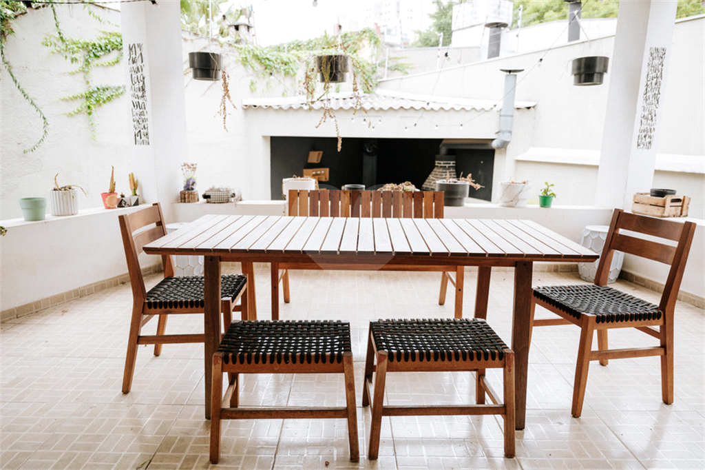 Casa à venda no Alto da Lapa | 215 m² | 3 dormitórios | 1 suíte