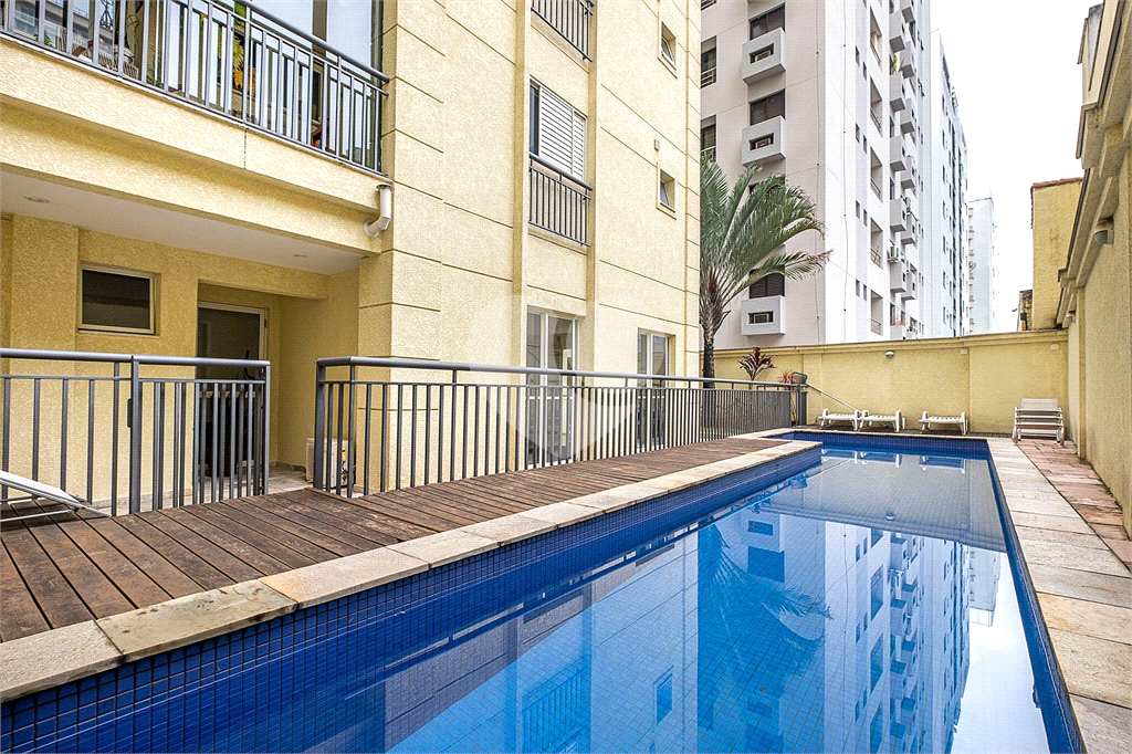APARTAMENTO em LAPA
