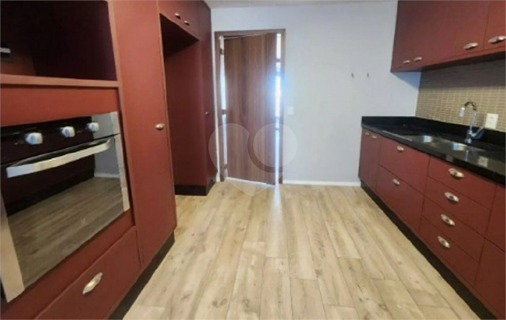 Apto Moema - 148 m² - 3 suites - Varanda Gourmet - 2 vgs