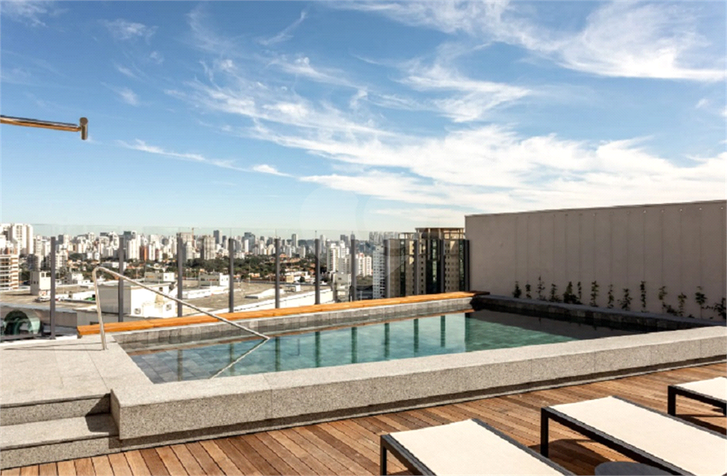 Apto Moema - 148 m² - 3 suites - Varanda Gourmet - 2 vgs