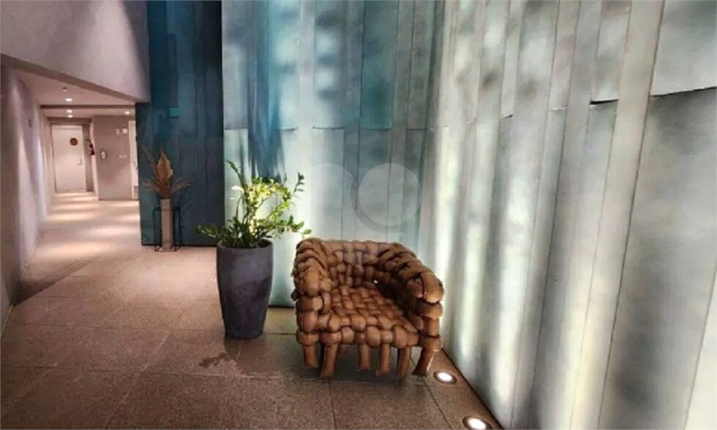 Apto Moema - 148 m² - 3 suites - Varanda Gourmet - 2 vgs