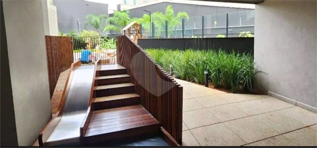 Apto Moema - 148 m² - 3 suites - Varanda Gourmet - 2 vgs