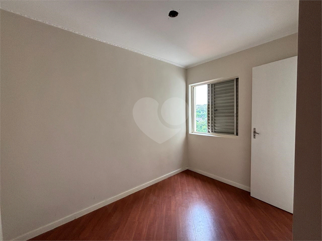 Apartamento à venda– Excelente localização - Andar Alto Vista Livre