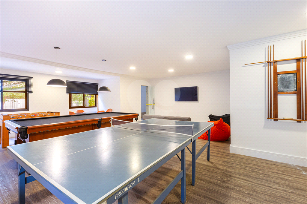 APARTAMENTO em ALTO DA LAPA