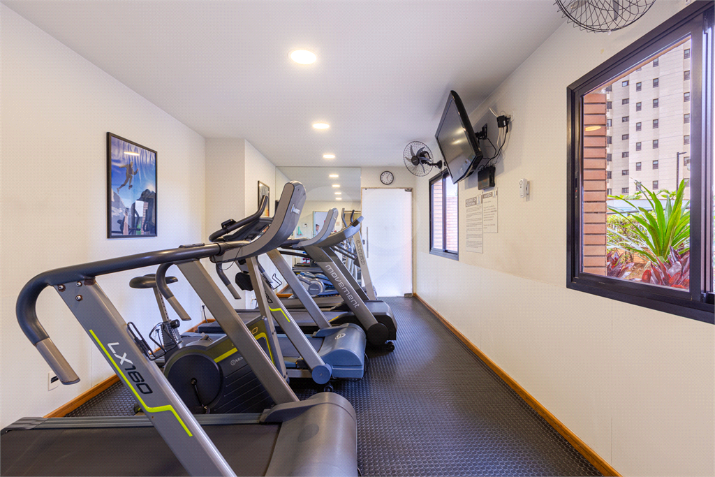 APARTAMENTO em ALTO DA LAPA