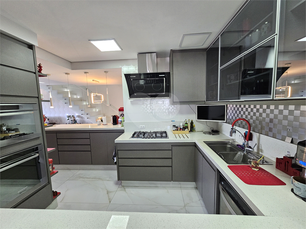 Venda ou Locação: Cobertura de Alto Padrão com Piscina Privativa – Chateau Monet, Tremembé!