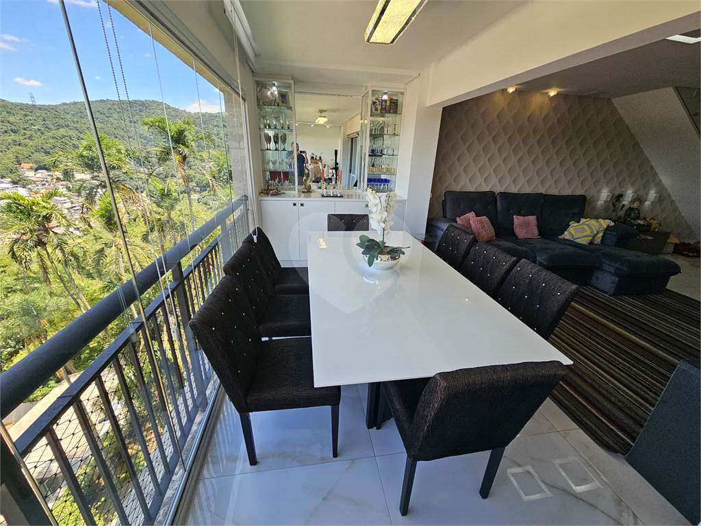 Venda ou Locação: Cobertura de Alto Padrão com Piscina Privativa – Chateau Monet, Tremembé!