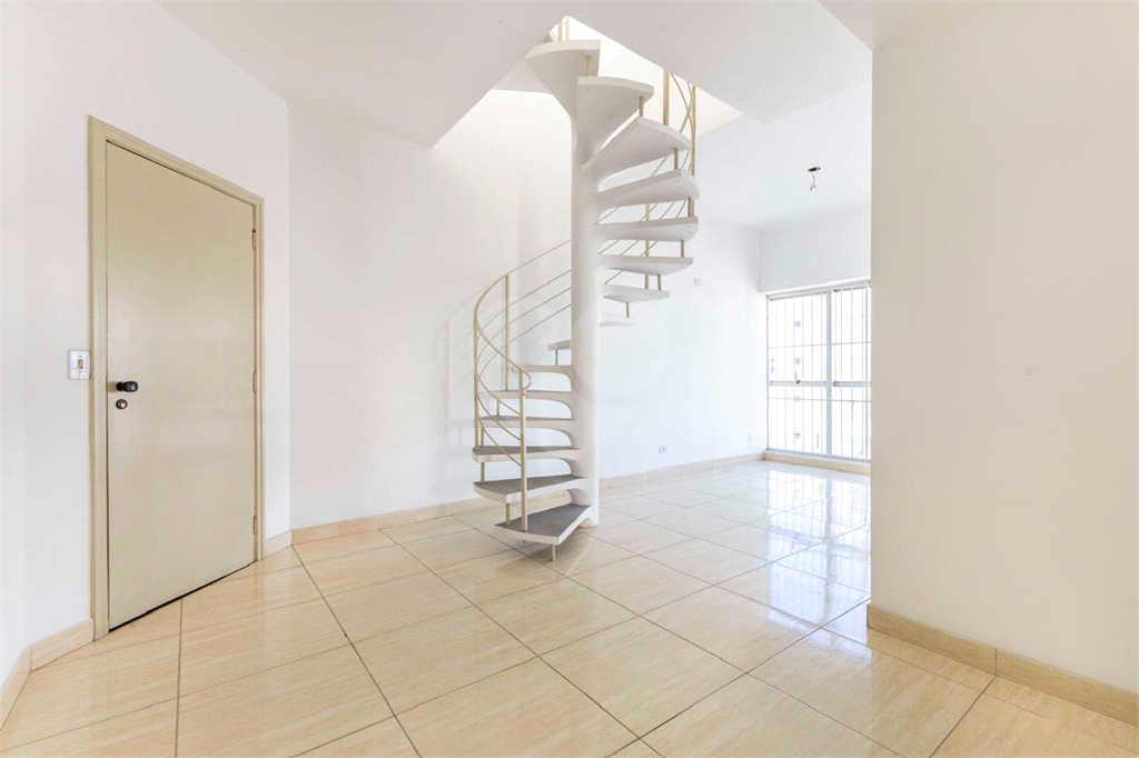 Cobertura Duplex de 158m² à Venda 