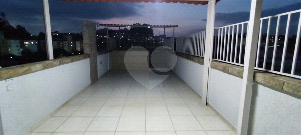 Oportunidade Única! Sobrado Espaçoso com 4 Dormitórios no Jaraguá!