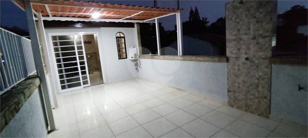 Oportunidade Única! Sobrado Espaçoso com 4 Dormitórios no Jaraguá!