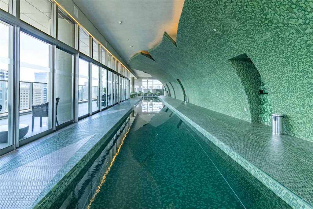 APARTAMENTO TOTALMENTE MOBILIADO E EQUIPADO ALTO PADRÃO.