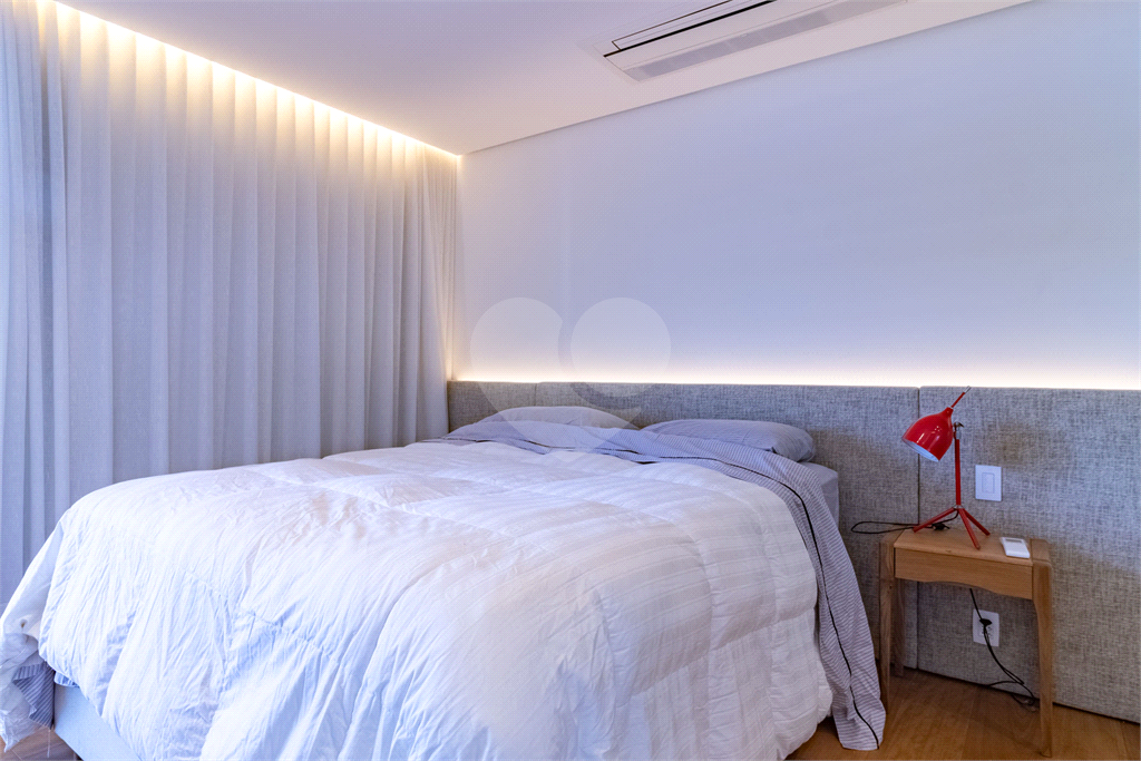 APARTAMENTO MOBILIADO E EQUIPADO NA VILA OLÍMPIA,