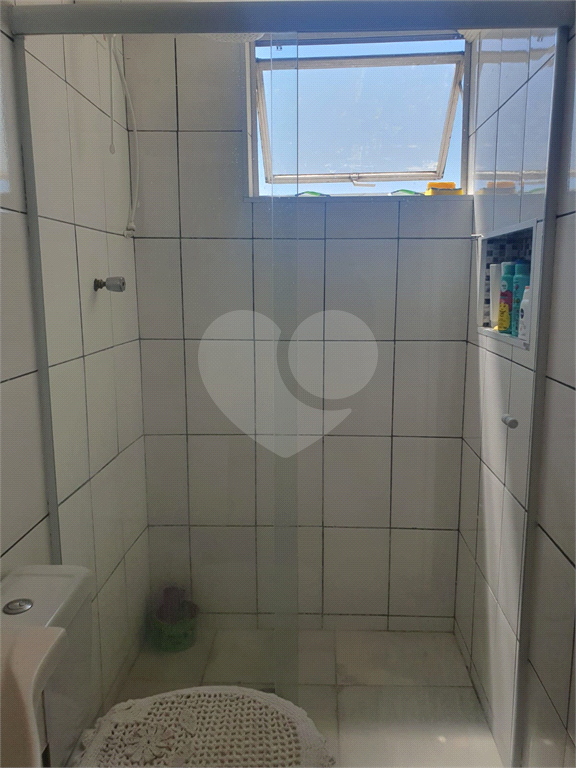 Vende-se apartamento 2 dormitórios Horto Florestal