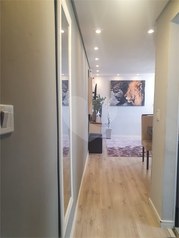 Vende-se apartamento 2 dormitórios Horto Florestal