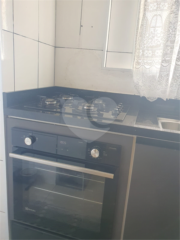 Vende-se apartamento 2 dormitórios Horto Florestal