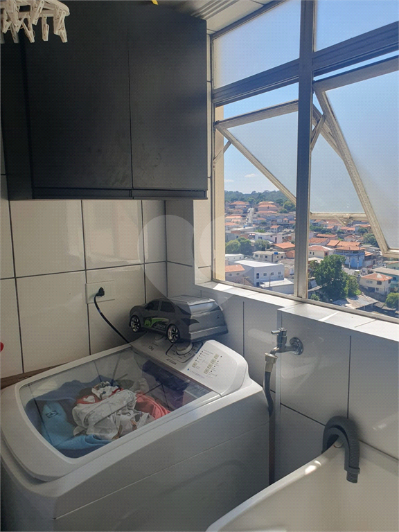 Vende-se apartamento 2 dormitórios Horto Florestal