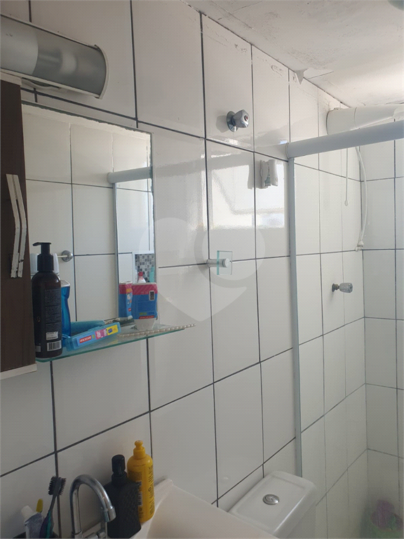 Vende-se apartamento 2 dormitórios Horto Florestal