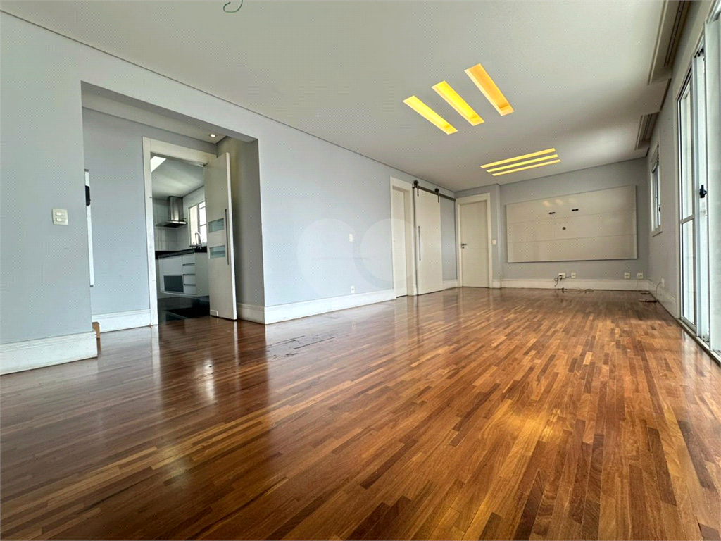 Apartamento para locação com 3 quartos e varanda gourmet